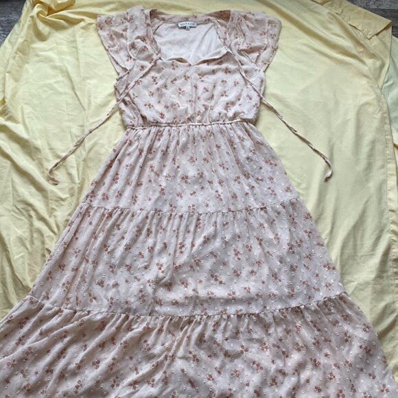 Moon River | Floral Tiered Ruffle Midi Dress | Blush Pink | Size M - Picture 1 of 3
